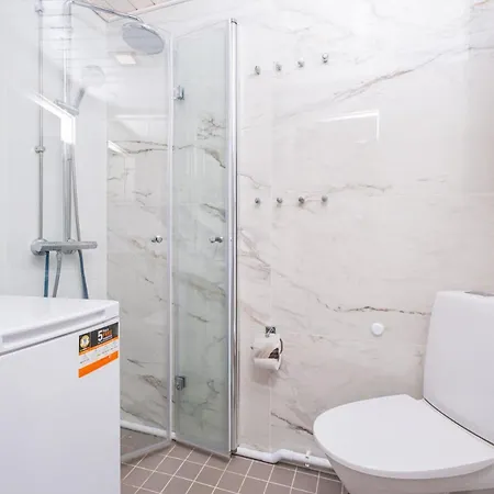 3br Scandinavian 76 M2 Linnanmaeki Free Parking