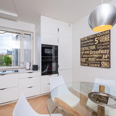 3br Scandinavian 76 M2 Linnanmaeki Free Parking דירה