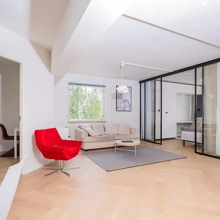3br Scandinavian 76 M2 Linnanmaeki Free Parking 헬싱키