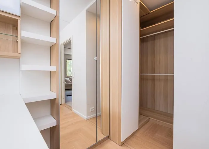 Huoneisto 3br Scandinavian 76 M2 Linnanmäki Free Parking Helsinki