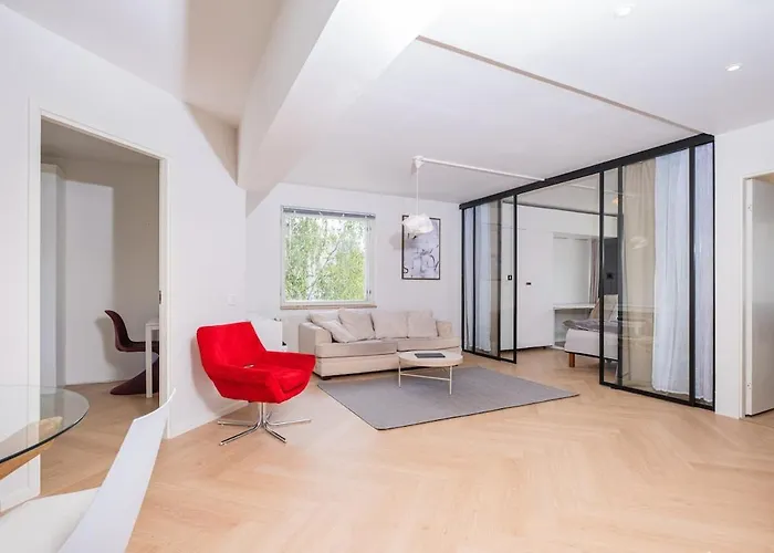 3br Scandinavian 76 M2 Linnanmaeki Free Parking Helsinki